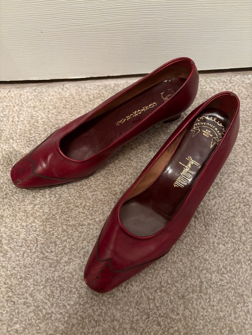 Custom vintage Hemphill Wells handmade Women's Burgundy Leather 1950s Heel